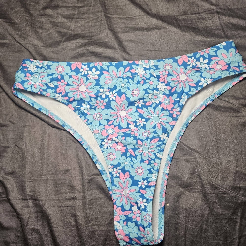 Bikini bottoms